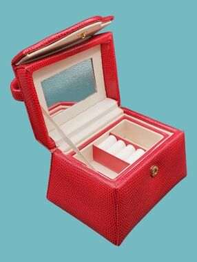 Vintage Wolf Designs Red Pebbled Leather Travel Jewelry Box